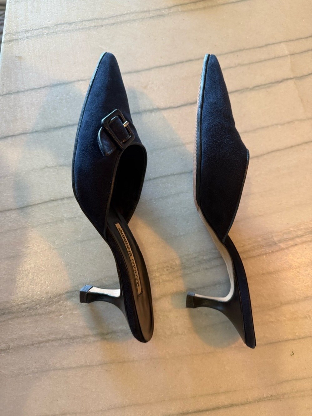 Vintage Manolo Blahnik Navy Suede with Black Pointed Mules with Buckle 37.5 50mm - Picture 2 of 7